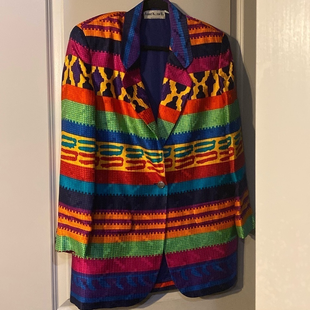 Vintage 1990s Ann Klein blazer hundred percent silk